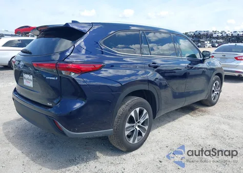 2020 Toyota Highlander Hybrid Xle z USA, uszkodzony, nr VIN 5TDGARAH6LS002440